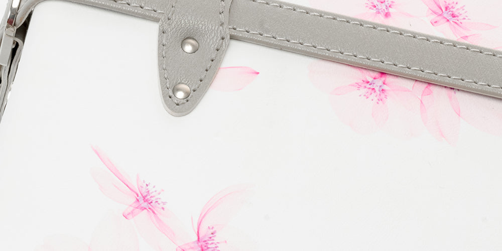 How to Clean Vintage Leather Luggage