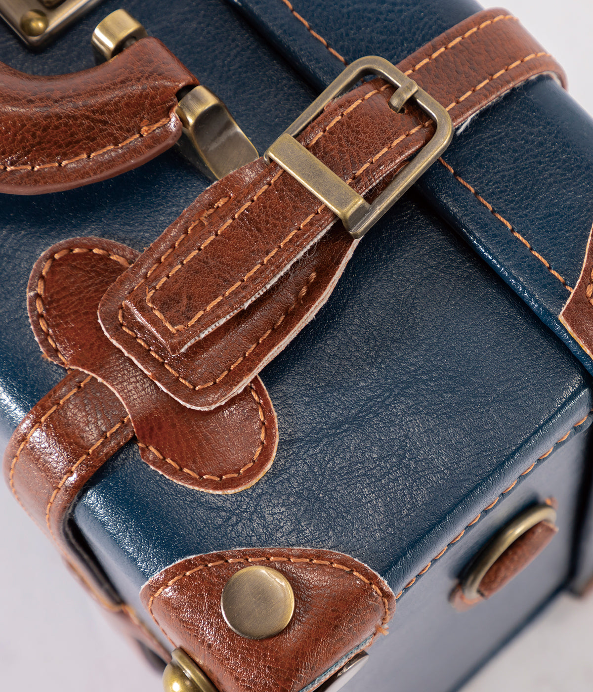 SarahFace Train Case - Navy Blue's