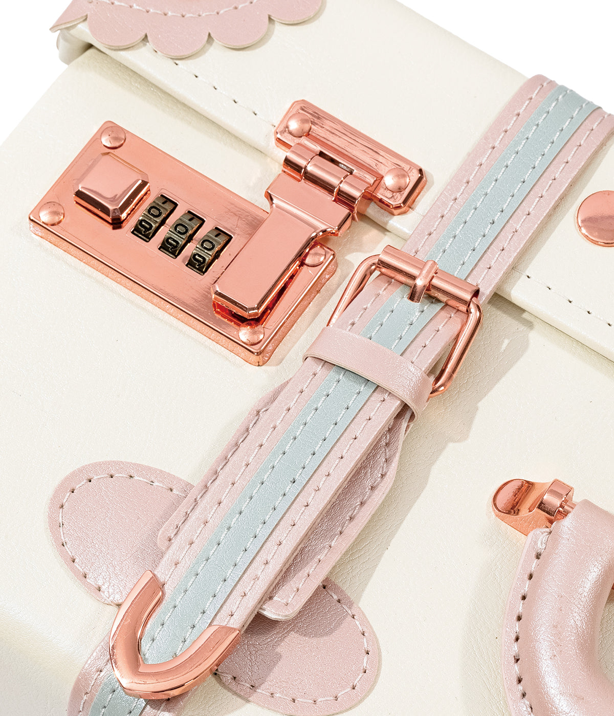 Minimalism Trunk - Cream White's