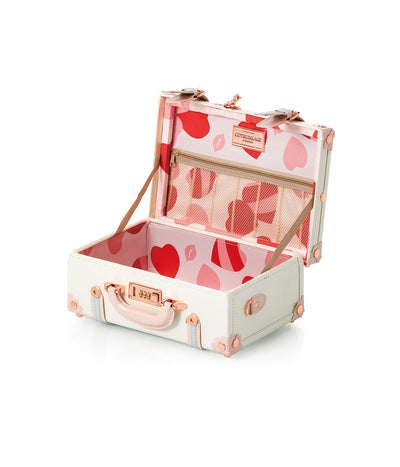 Minimalism Train Case - Cream White's