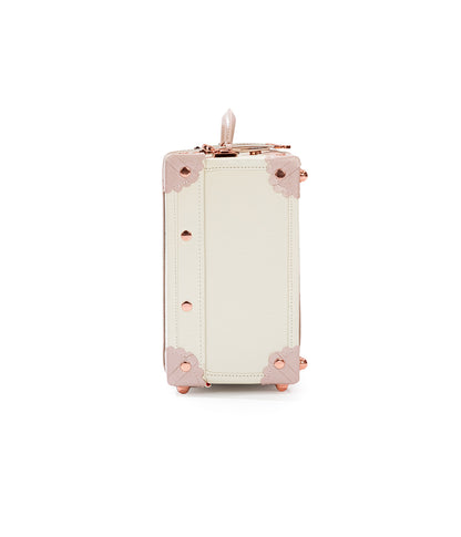 Minimalism Trunk - Cream White's