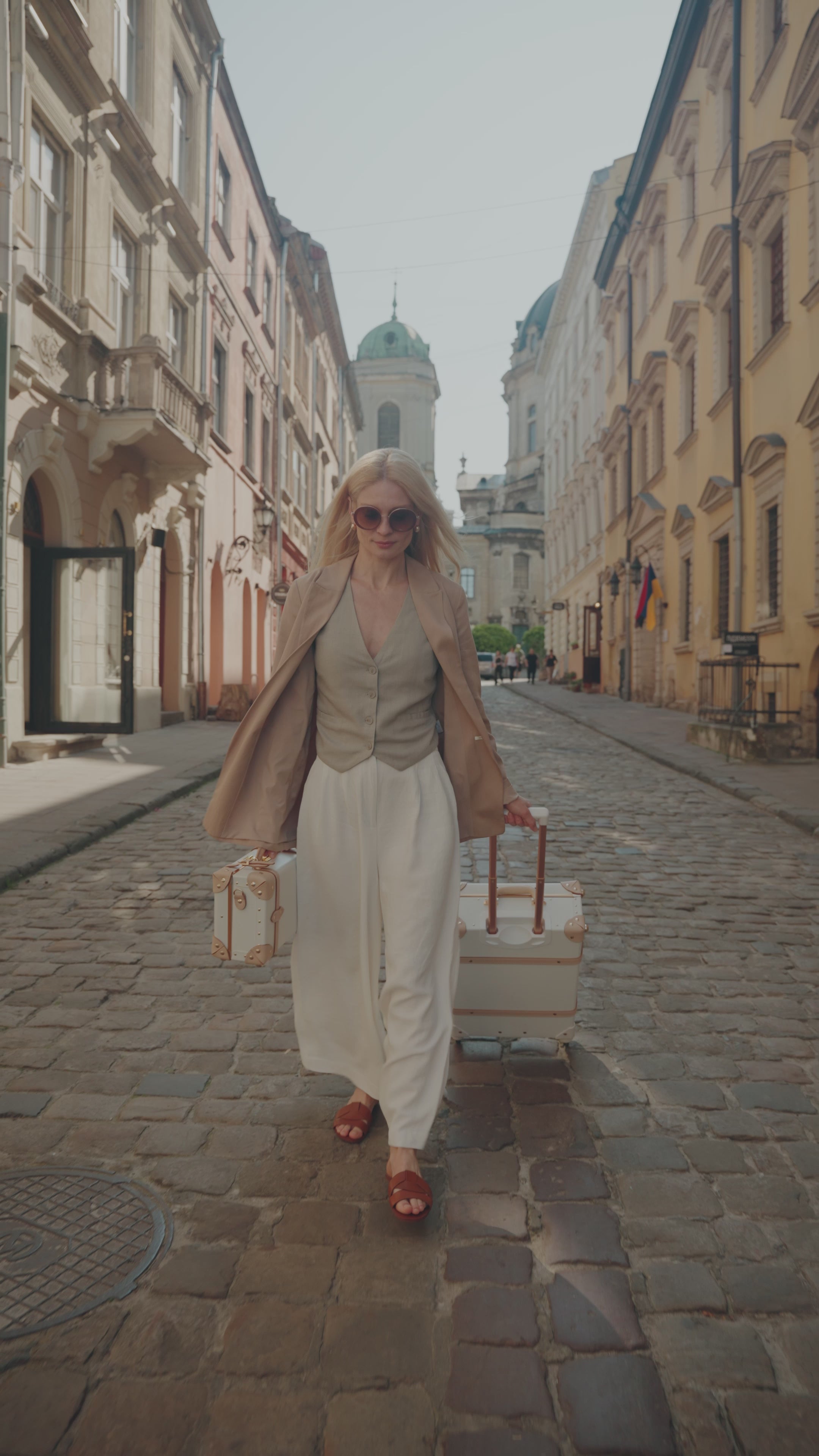 Aristocratic PASCO Carry-on Set - White